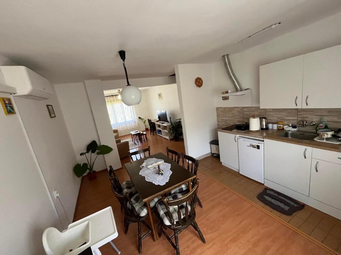 Apartman Velojic Доньи-Милановац Экстерьер фото